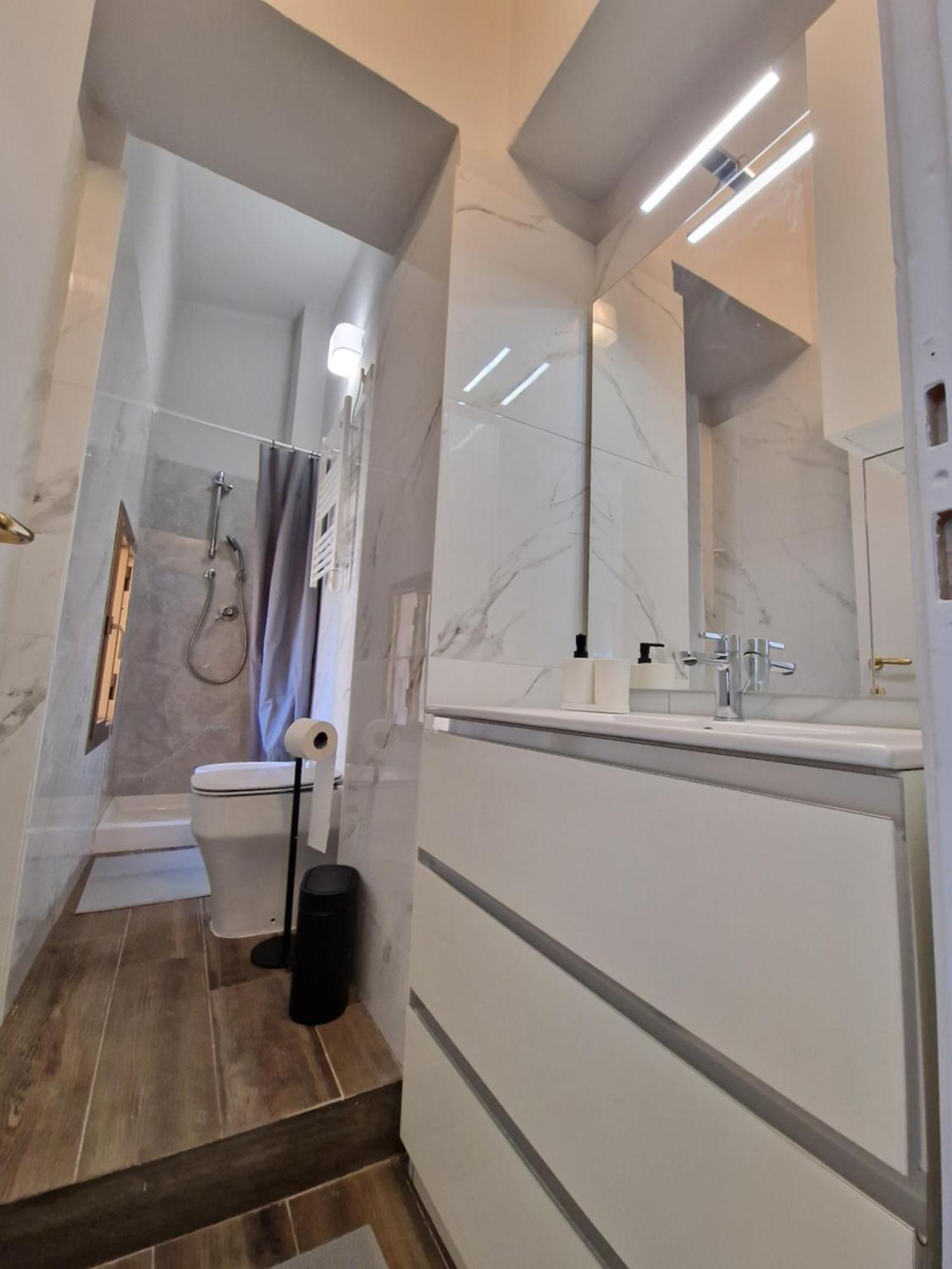 Apartament Casa Din Din Turyn Zewnętrze zdjęcie