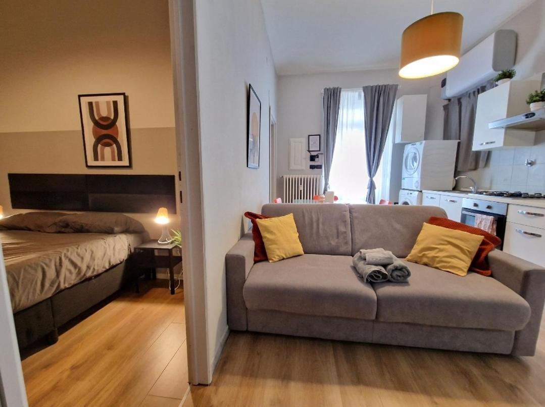Apartament Casa Din Din Turyn Zewnętrze zdjęcie